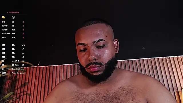 Snapshot of DilanJonnes_ chatting on 10.24.25 DilanJonnes online show from 10.24.25