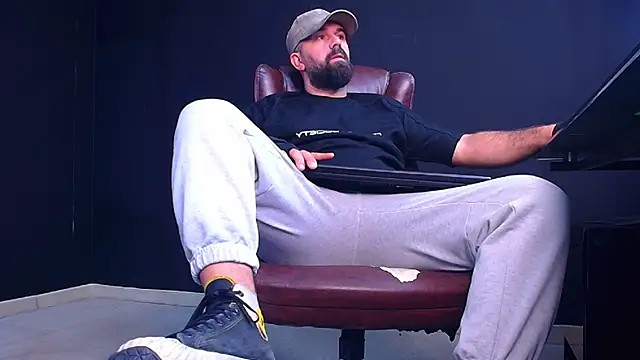 Snapshot of JackEthann chatting on 09.22.25 JackEthann online show from 09.22.25