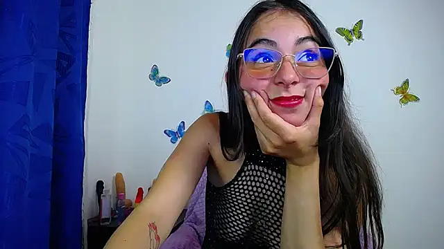 Snapshot of hot_girl01_hanna chatting on 03.18.25 hot girl01 hanna online show from 03.18.25
