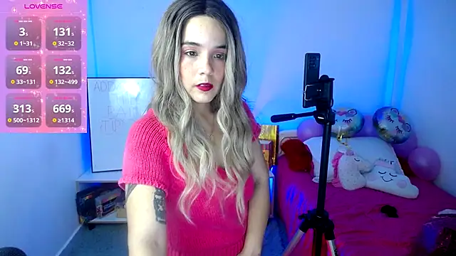 Snapshot of Nathy_Rock chatting on 10.07.25 Nathy Rock online show from 10.07.25