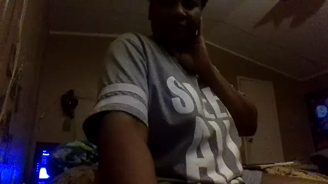 Snapshot of EbonyFetishQueen chatting on 10.14.25 EbonyFetishQueen online show from 10.14.25