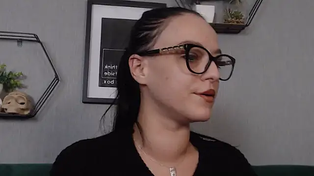 Snapshot of IzabelllNoir chatting on 01.23.25 IzabelllNoir online show from 01.23.25