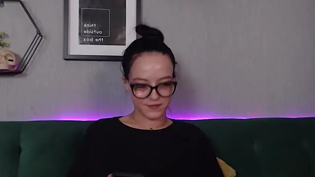 Snapshot of IzabelllNoir chatting on 02.02.25 IzabelllNoir online show from 02.02.25