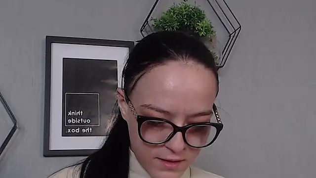 Snapshot of IzabelllNoir chatting on 02.13.25 IzabelllNoir online show from 02.13.25