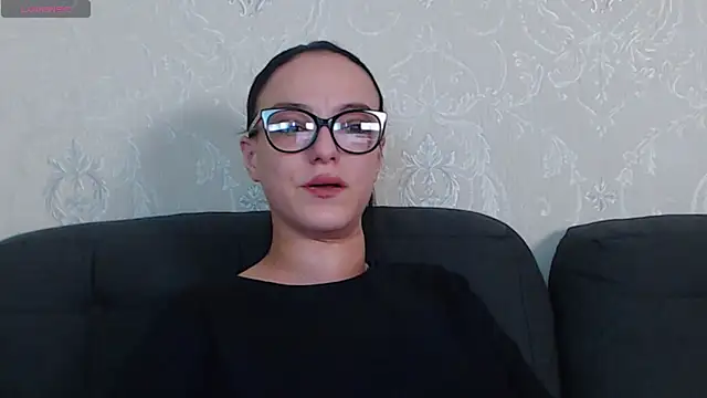 Snapshot of IzabelllNoir chatting on 03.05.25 IzabelllNoir online show from 03.05.25