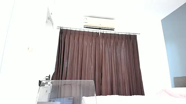 Snapshot of Jap_amelle chatting on 01.15.25 Jap amelle online show from 01.15.25