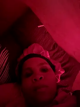 Snapshot of Kristiexxxxx chatting on 03.12.25 Kristiexxxxx online show from 03.12.25