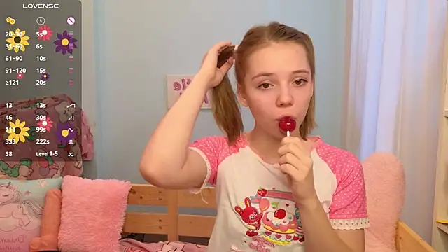 PrincessLittleKiki online show from 10.07.25