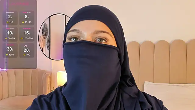 Snapshot of anna-henao chatting on 12.05.24 anna-henao online show from 12.05.24