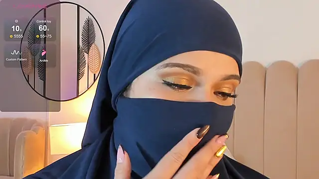 Snapshot of anna-henao chatting on 02.14.25 anna-henao online show from 02.14.25