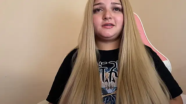 SweetPaige  online show from 01.21.25
