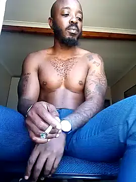 Snapshot of Goodsense chatting on 01.01.25 Goodsense online show from 01.01.25