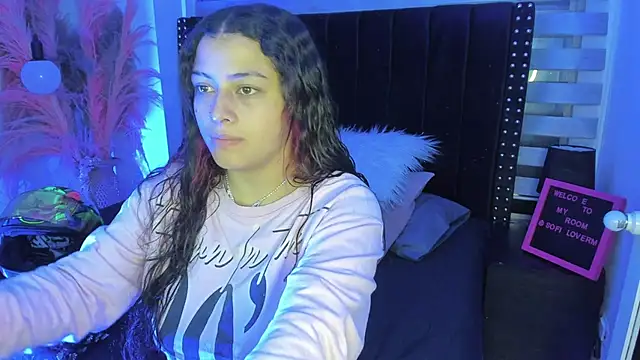 Snapshot of Sofiia-Rubb chatting on 01.21.25 Sofiia-Rubb online show from 01.21.25