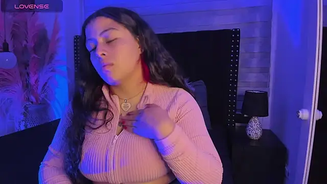 Snapshot of Sofiia-Rubb chatting on 02.10.25 Sofiia-Rubb online show from 02.10.25