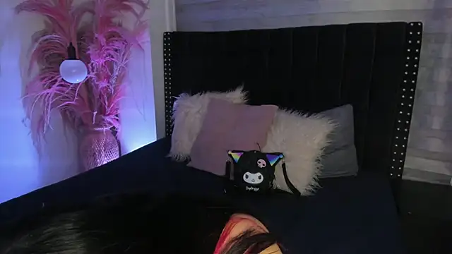 Snapshot of Sofiia-Rubb chatting on 09.20.25 Sofiia-Rubb online show from 09.20.25