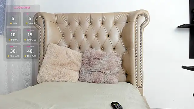 Snapshot of JeanRam18 chatting on 03.08.25 JeanRam18 online show from 03.08.25