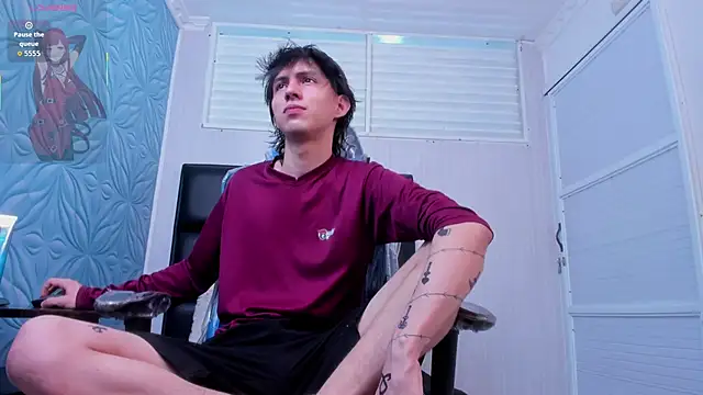 Snapshot of JeanRam18 chatting on 11.26.25 JeanRam18 online show from 11.26.25