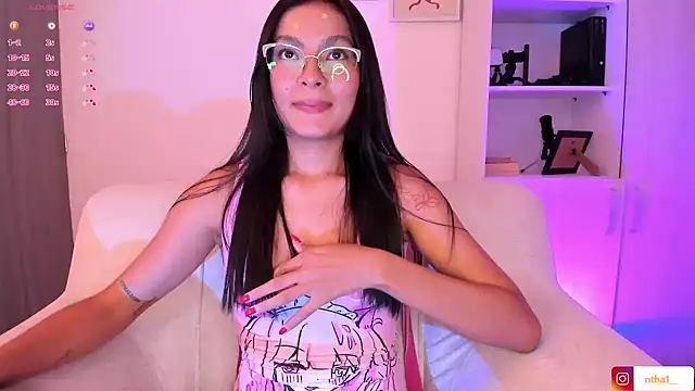 Snapshot of barbie_brunette3 chatting on 10.12.25 barbie brunette3 online show from 10.12.25