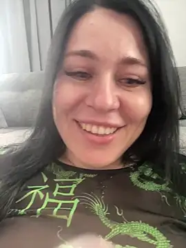 Snapshot of CuteNata chatting on 03.18.25 CuteNata online show from 03.18.25