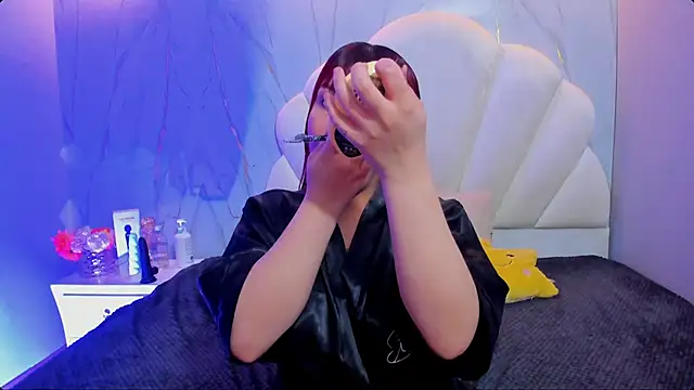 Santa Cooper  online show from 01.24.25