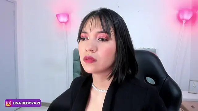 Snapshot of lina_bedoya_ chatting on 02.04.25 lina bedoya online show from 02.04.25