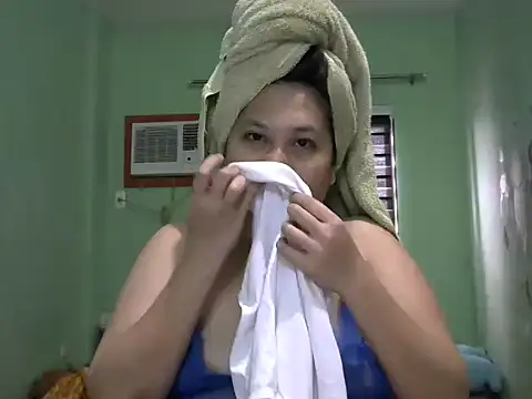 Snapshot of sweetsexysmile chatting on 09.15.25 sweetsexysmile online show from 09.15.25