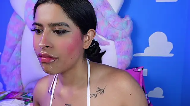 miss romyna online show from 02.21.25