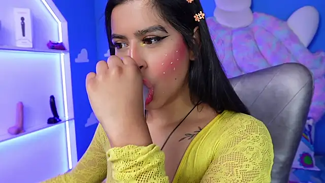 miss romyna online show from 02.24.25