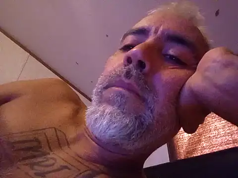 Snapshot of Xoc8_ chatting on 12.05.24 Xoc8  online show from 12.05.24