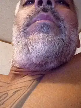 Snapshot of Xoc8_ chatting on 12.17.24 Xoc8  online show from 12.17.24