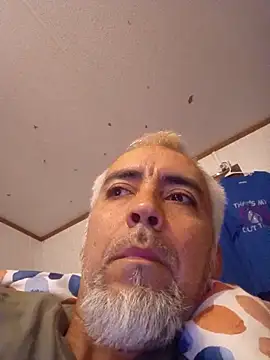 Snapshot of Xoc8_ chatting on 12.30.24 Xoc8  online show from 12.30.24