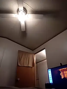 Snapshot of Xoc8_ chatting on 01.20.25 Xoc8  online show from 01.20.25