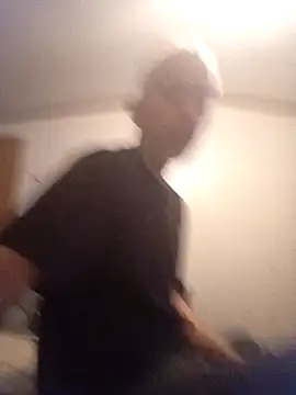 Snapshot of Xoc8_ chatting on 02.04.25 Xoc8  online show from 02.04.25