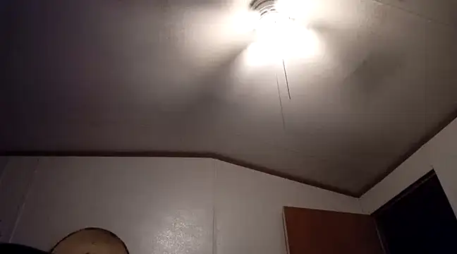 Snapshot of Xoc8_ chatting on 02.25.25 Xoc8  online show from 02.25.25