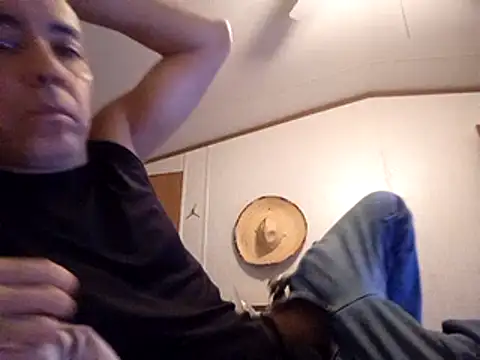 Snapshot of Xoc8_ chatting on 02.26.25 Xoc8  online show from 02.26.25