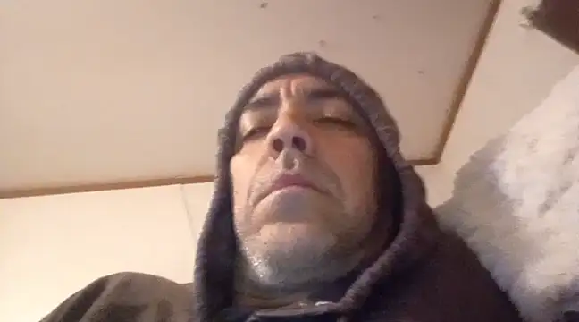 Snapshot of Xoc8_ chatting on 03.04.25 Xoc8  online show from 03.04.25