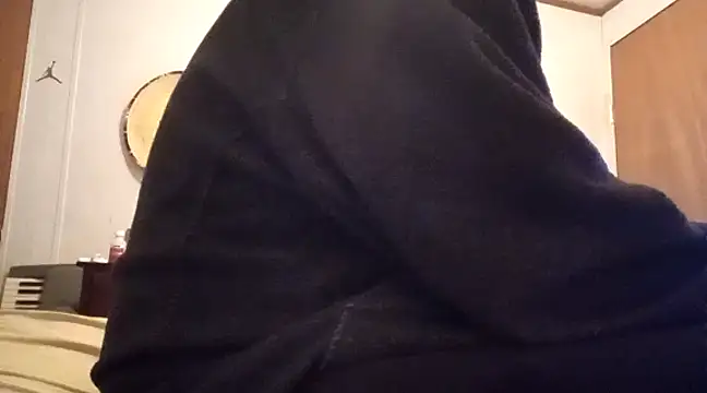 Snapshot of Xoc8_ chatting on 03.07.25 Xoc8  online show from 03.07.25