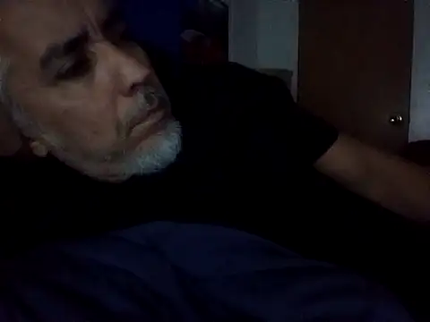 Snapshot of Xoc8_ chatting on 09.19.25 Xoc8  online show from 09.19.25