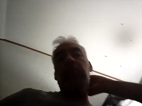 Snapshot of Xoc8_ chatting on 10.27.25 Xoc8  online show from 10.27.25