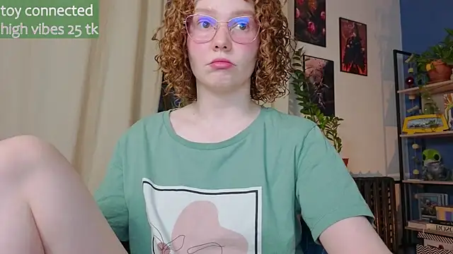 Snapshot of _lightmyfire chatting on 02.19.25 lightmyfire online show from 02.19.25