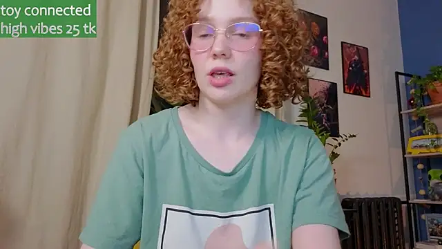 Snapshot of _lightmyfire chatting on 03.21.25 lightmyfire online show from 03.21.25