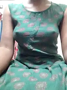 Snapshot of rituporna2004 chatting on 01.05.25 rituporna2004 online show from 01.05.25