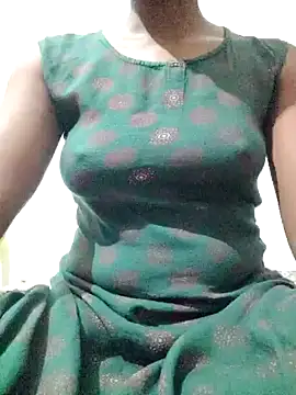 Snapshot of rituporna2004 chatting on 03.12.25 rituporna2004 online show from 03.12.25