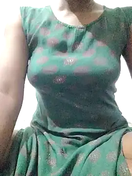 Snapshot of rituporna2004 chatting on 03.22.25 rituporna2004 online show from 03.22.25