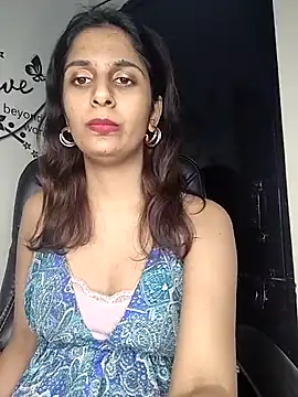 Snapshot of Leeeezzzz_roy chatting on 02.28.25 Leeeezzzz roy online show from 02.28.25