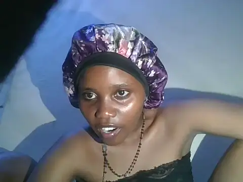 Snapshot of browny_yummy chatting on 02.03.25 browny yummy online show from 02.03.25