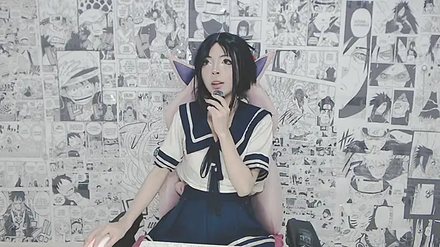 Miahparker online show from 10.24.25