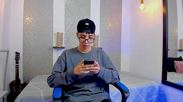 Snapshot of Nikolay_Gregori chatting on 02.04.25 Nikolay Gregori online show from 02.04.25