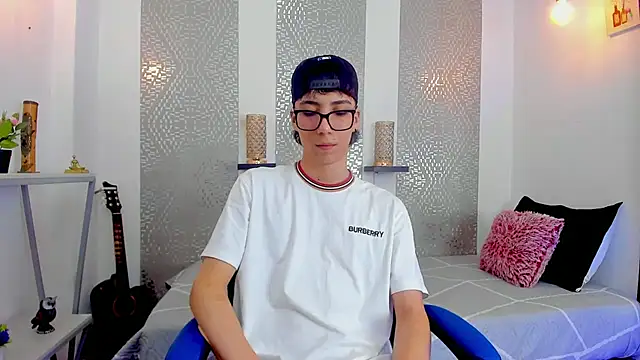 Snapshot of Nikolay_Gregori chatting on 03.09.25 Nikolay Gregori online show from 03.09.25