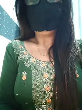 Aishwaryaa 69 online show from 03.11.25